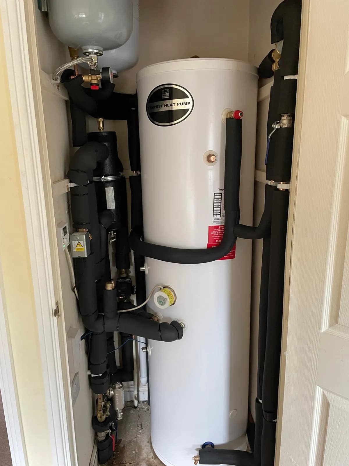 Telford Tempest unvented heat pump cylinder installed in Hertford